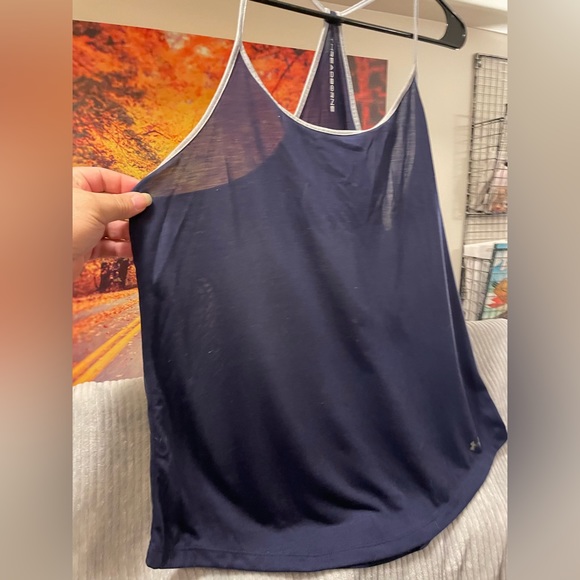 Woman's Undef Amour Threadborne active top - Picture 4 of 7